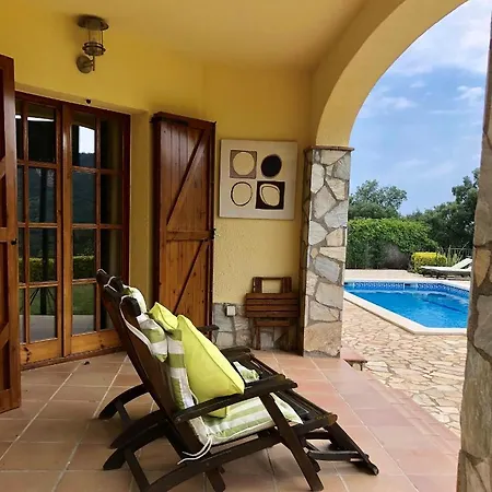 Zara Villa